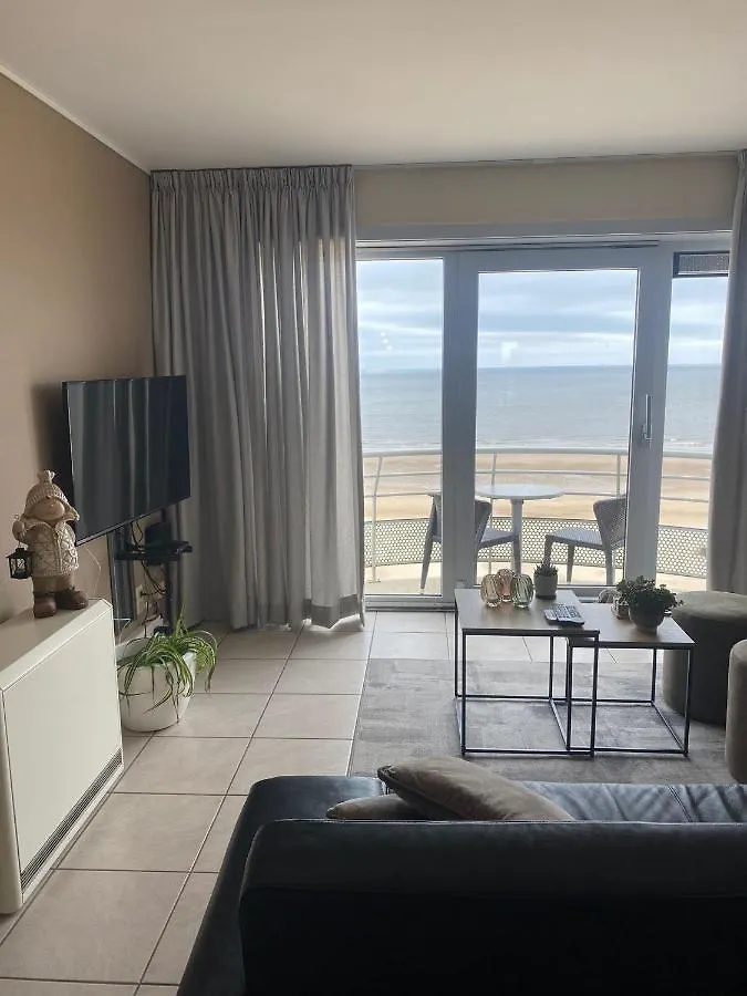 Appartement Met Zeezicht, Zwembad & Garage Oostende België